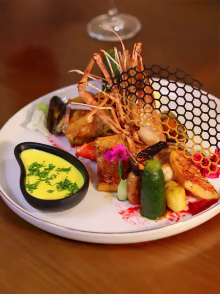 Mayniko Restaurant & Lounge, photo 3