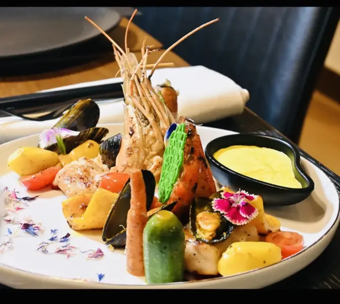 Mayniko Restaurant & Lounge, photo 5